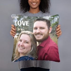 Couples in Love Basic Pillow
